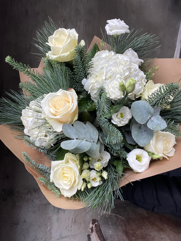 Christmas White Bouquet